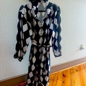 Great black and white mid calf dress